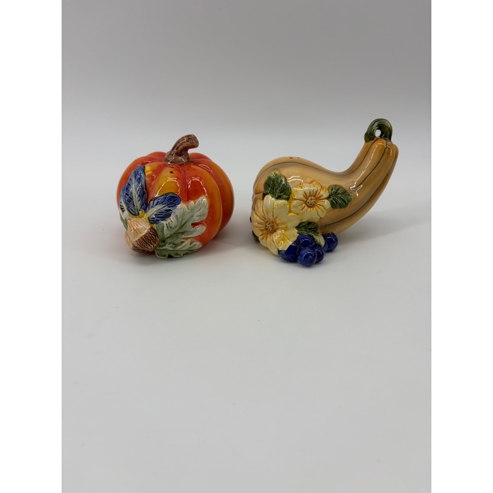 Vintage Avon Salt Pepper Shakers OS Orange Pumpkin‎ Squash Harvest Fall Decor